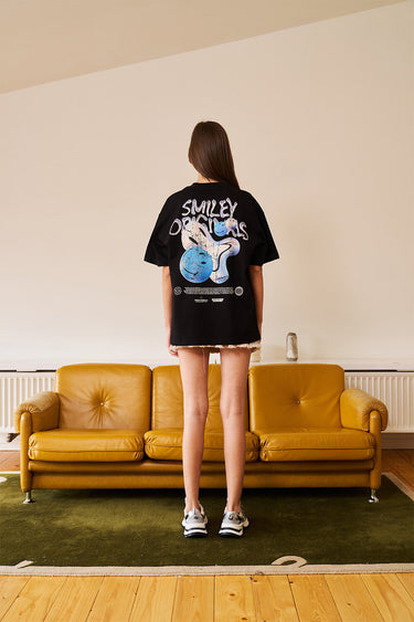 Smiley Originals Spray Paint Effect Oversized T-shirt - BonkersCorner