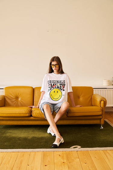 Smiley Originals Floral Oversized T-shirt - BonkersCorner