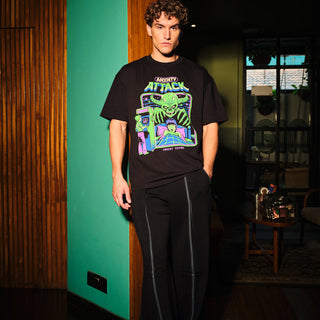 Bonkers Corner Anxiety Chase oversized T-shirt in XS with bold graphic print, casual fit, and comfortable fabric.