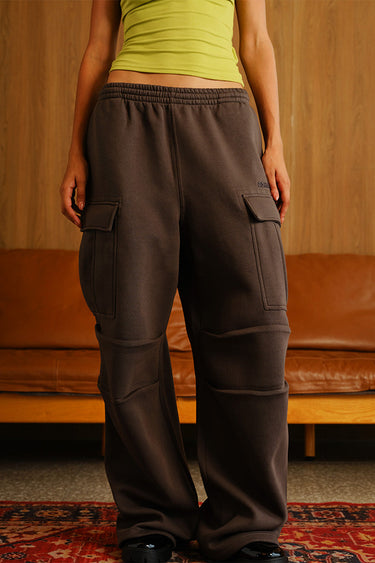 Bonkers Corner Fadeout Olive 4-pocket pants, casual men's shorts with functional pockets, stylish olive color, lightweight fabric.
