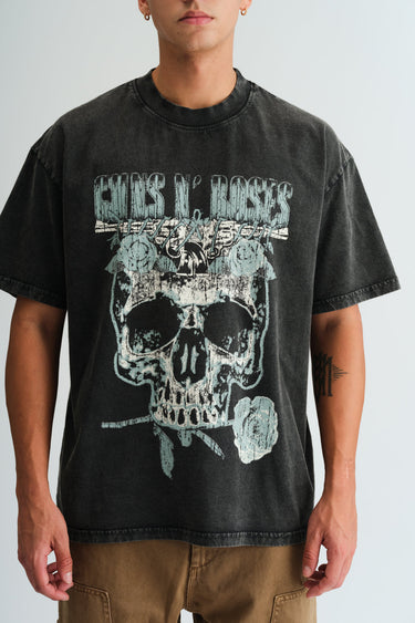 Bonkers Corner Guns N Roses US Tour 1991 oversized T-shirt with band logo and tour graphic on front, casual fit, unisex style.