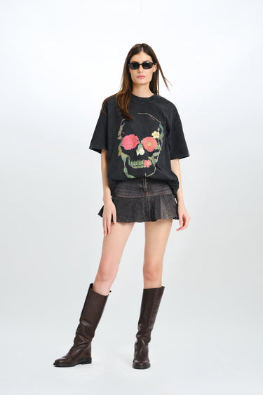 Bonkers Corner Guns N' Roses Use Your Illusion oversized T-shirt with band logo and artwork, casual fit, black fabric.