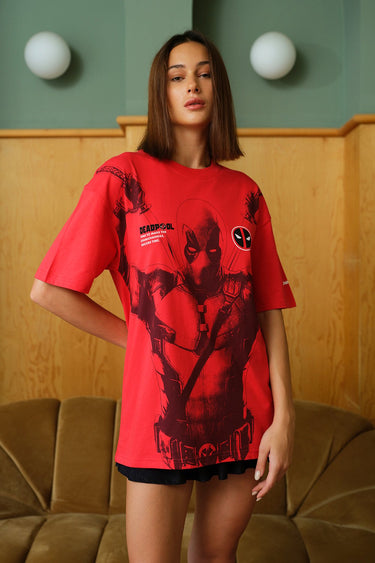 Bonkers Corner Deadpool 3 oversized T-shirt featuring Deadpool graphic in black and red, casual fit, front view.