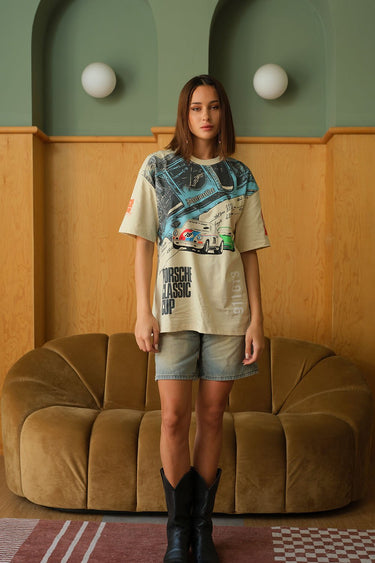 Bonkers Corner oversized Porsche 1985 T-shirt in XXS size, featuring a vintage-inspired graphic design on soft fabric.